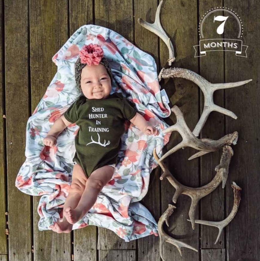 Mom Who Hunts And Kills Animals With Baby On Her Back Says She Won't Stop 3 Mom Who Hunts And Kills Animals With Baby On Her Back Says She Won't Stop 2